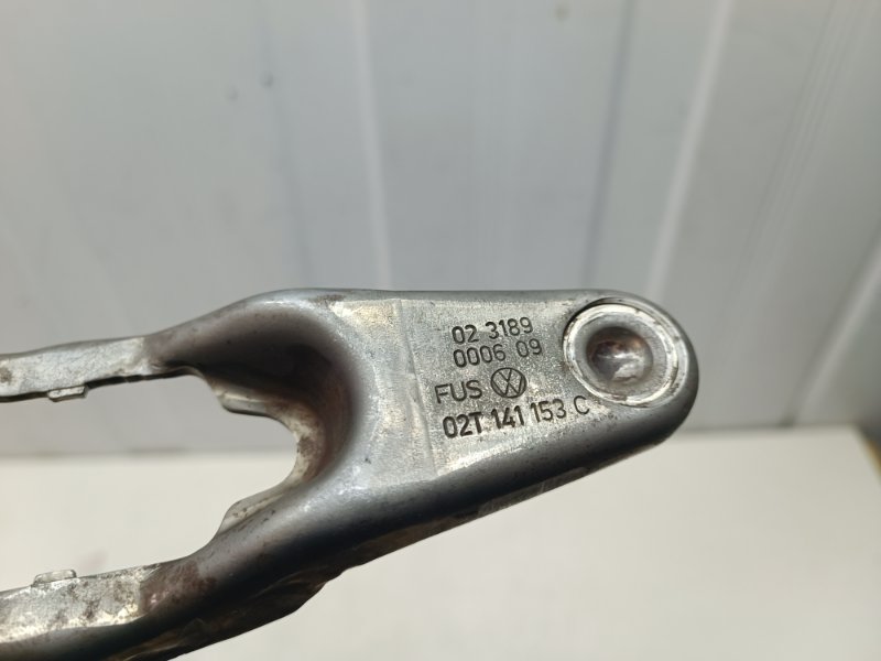 Вилка сцепления Volkswagen Golf, Jetta 5