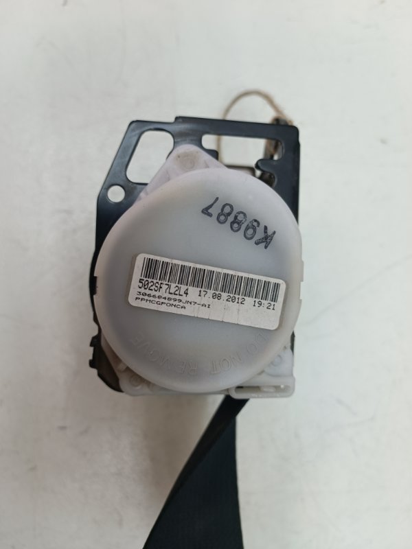 Ремень безопасности Nissan Note E11