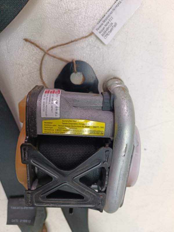 Ремень безопасности Nissan Note E11