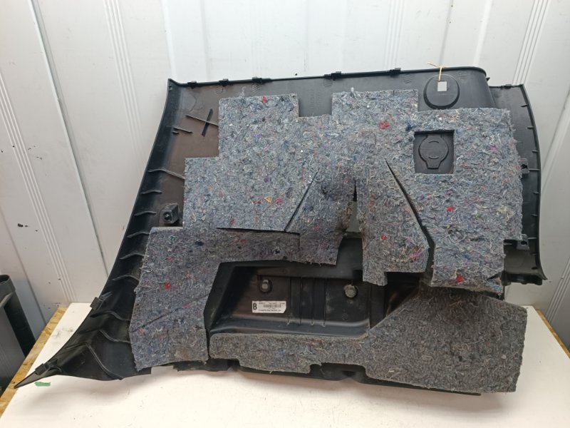 Обшивка багажника Nissan Note E11