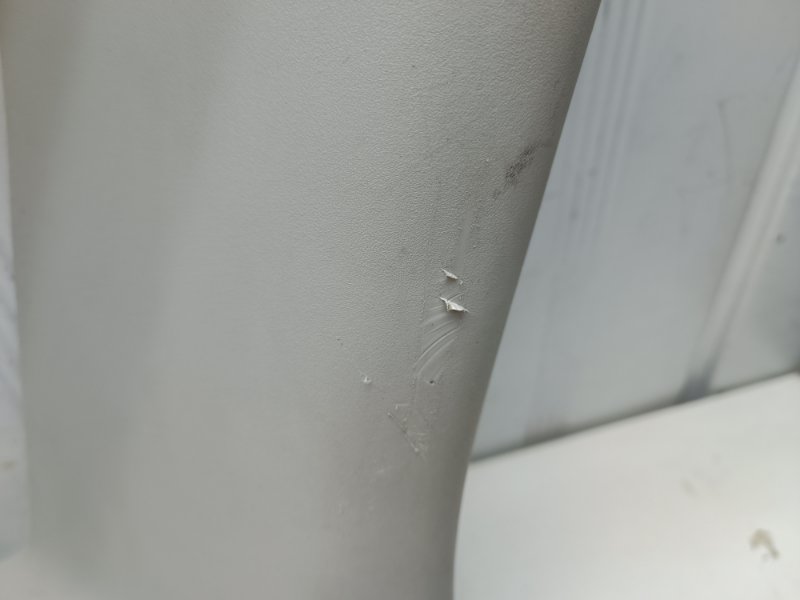 Обшивка стойки Nissan Note E11