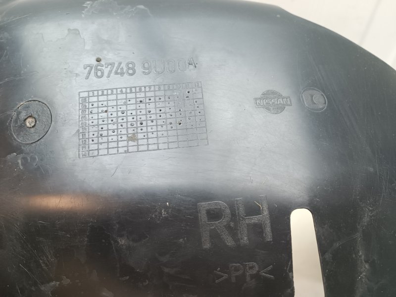 Подкрылок (локер) Nissan Note E11