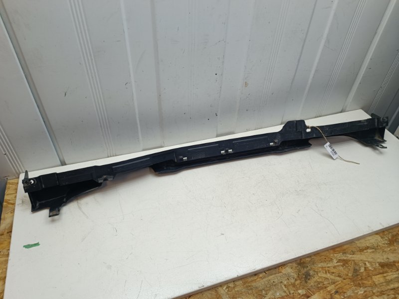 Кронштейн бампера Nissan Note E11