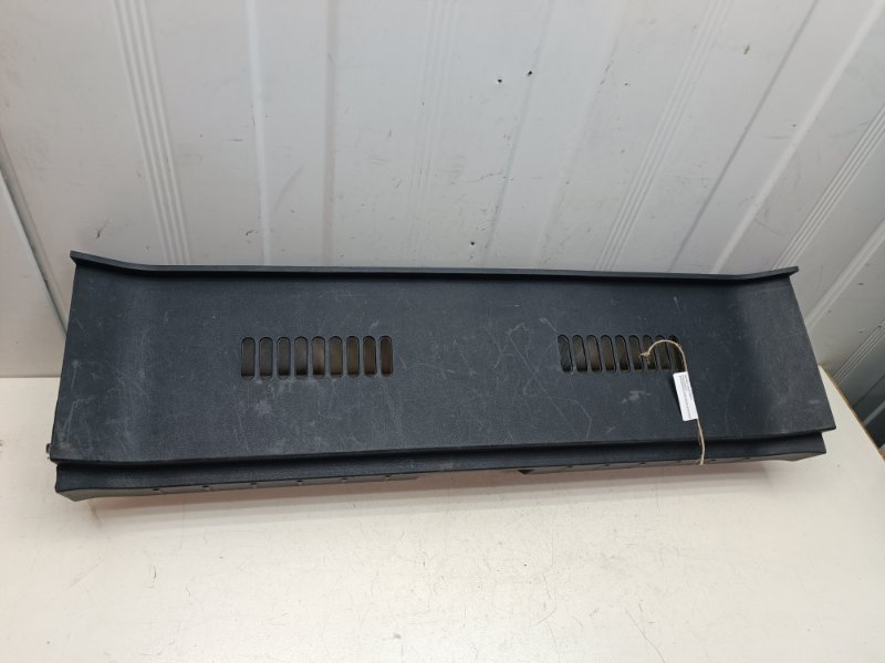 Накладка задней панели Nissan Note E11