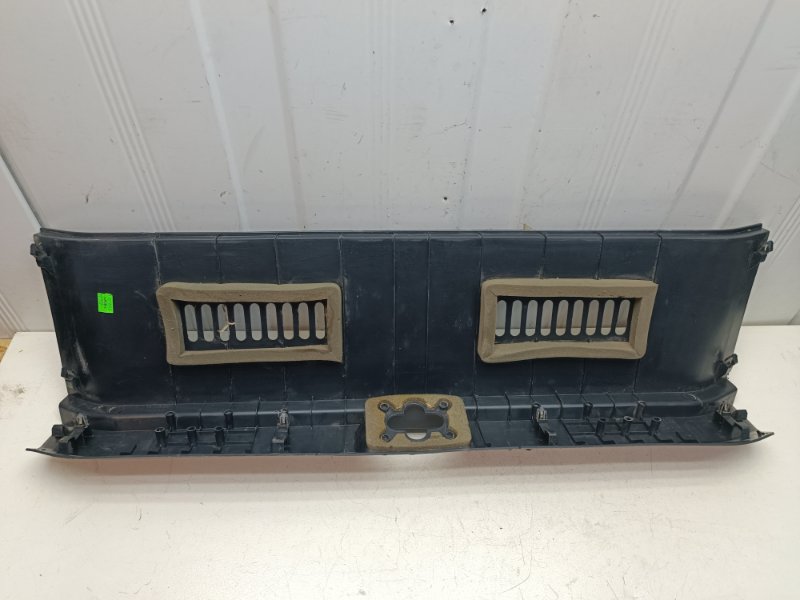 Накладка задней панели Nissan Note E11