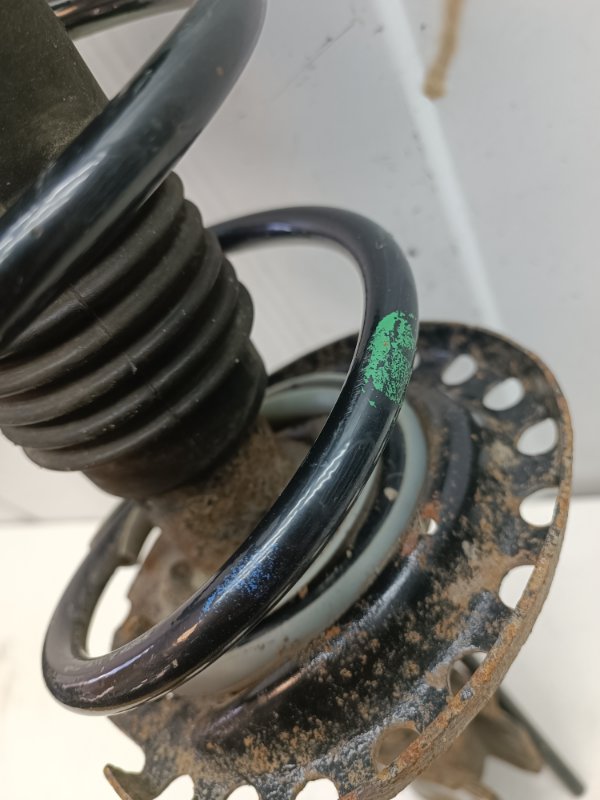 Амортизатор Nissan Note E11