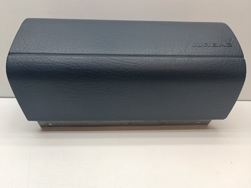 Подушка безопасности пассажира (в торпедо) Volkswagen Passat 1995 B4