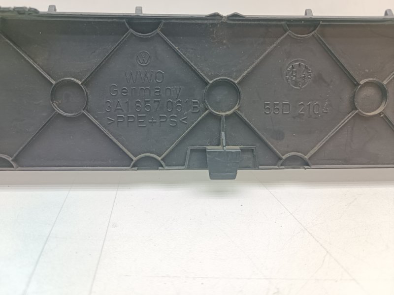 Накладка щитка приборов Volkswagen Passat 1995 B4