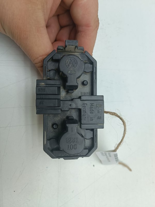 Плата фонаря Volkswagen Passat 1995 B4