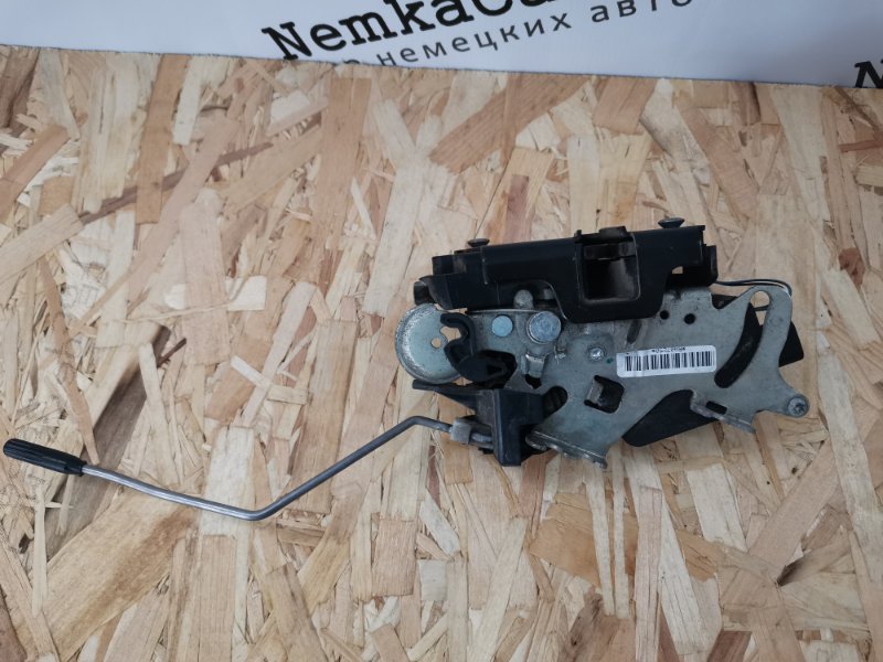 Замок двери Mercedes Vito 2007 639