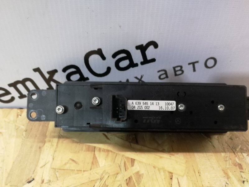 Кнопка стеклоподъемника Mercedes Vito 2007 639