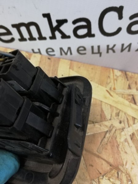 Блок кнопок пневмоподвески Mercedes Vito 2007 639