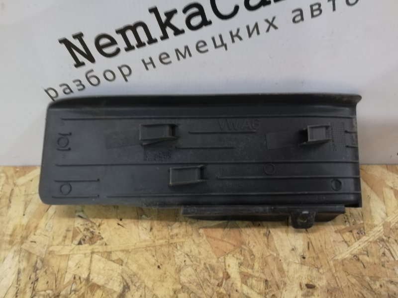 Подставка под ногу Volkswagen Tiguan 2010 5N1