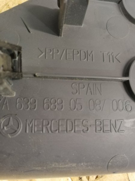 Накладка на торпедо Mercedes Vito 2007 639