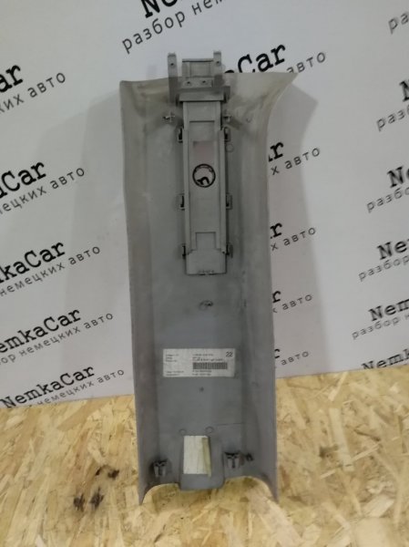 Накладка центральной стойки Mercedes Vito 2007 639