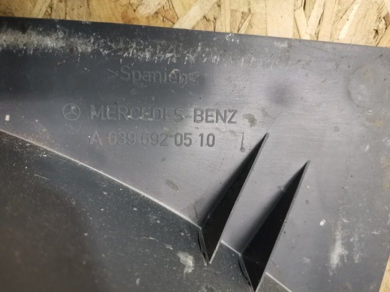 Накладка порога внутренняя Mercedes Vito 2007 639