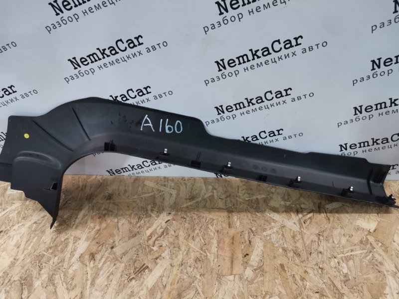Накладка порога внутренняя OPEL ASTRA H 2010 GTC