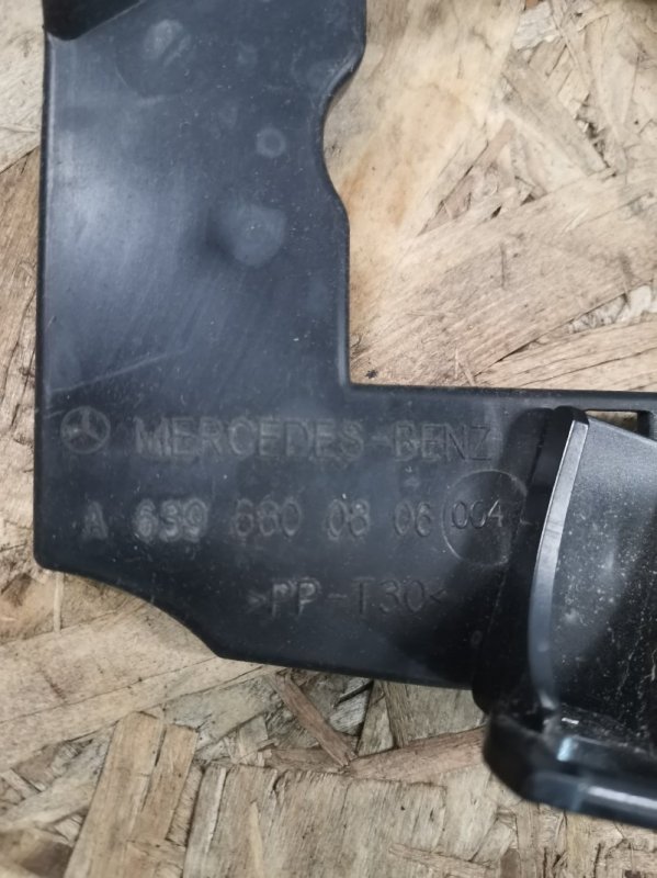Накладка на торпедо Mercedes Vito 2007 639