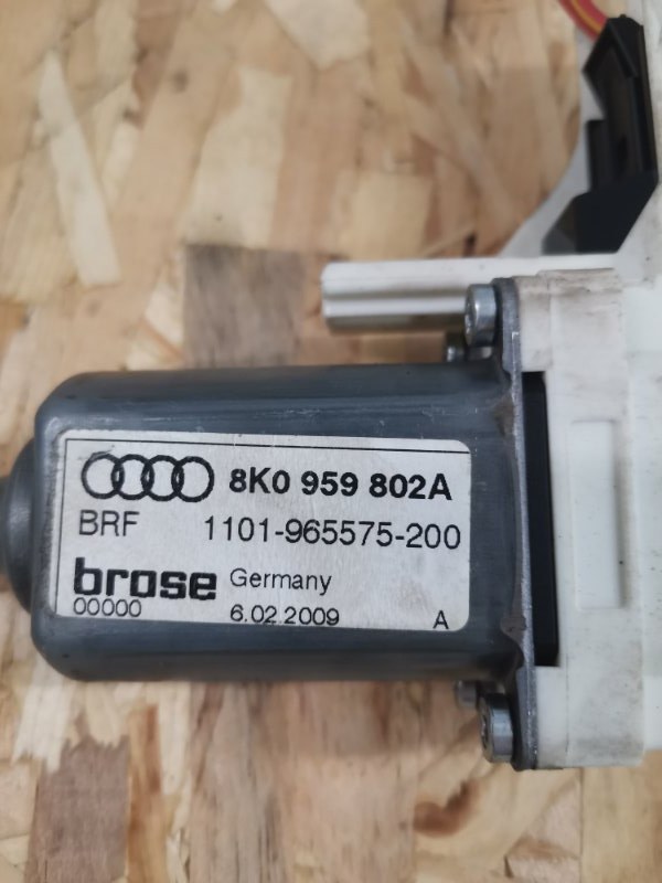 Мотор стеклоподъемника AUDI A4 B8 2009 B8 Универсал