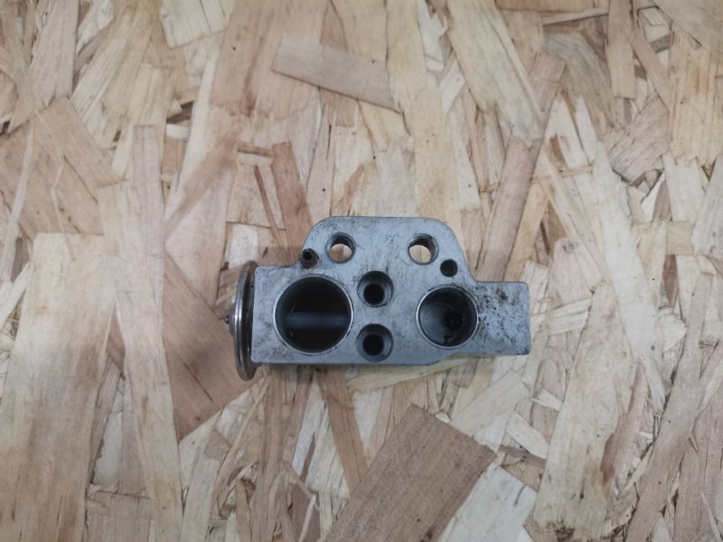 Клапан кондиционера AUDI A4 B8 2009 B8 Универсал