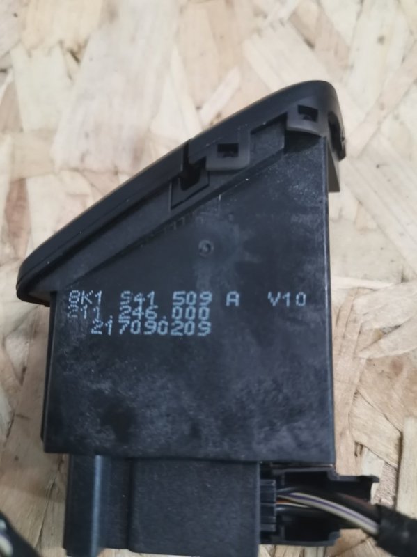 Кнопка аварийной сигнализации AUDI A4 B8 2010 B8 Седан