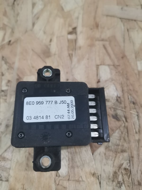 Кнопка регулировки сиденья AUDI A4 B8 2010 B8 Седан
