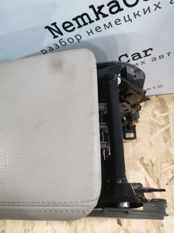 Подлокотник AUDI A4 B8 2010 B8 Седан