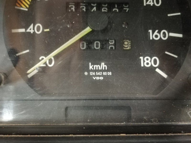 Щиток приборов om601 Mercedes W124 1987