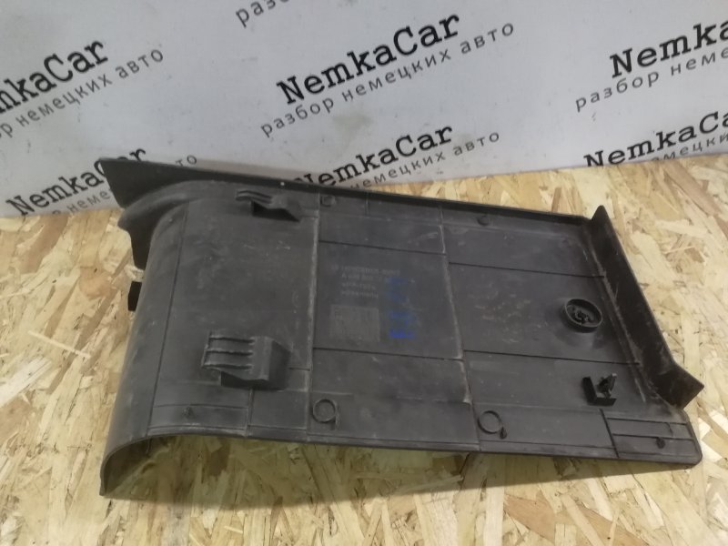 Накладка короба сиденья Mercedes Vito 2007 639