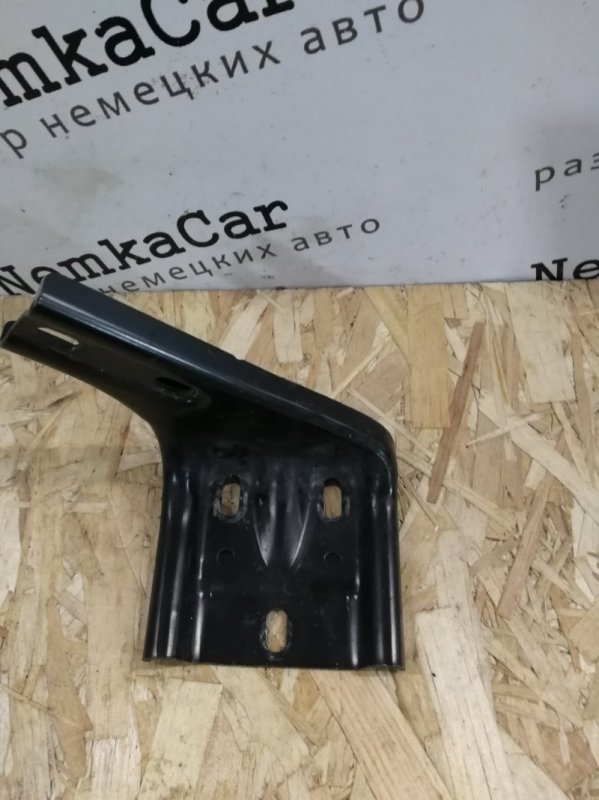 Кронштейн сдвижной двери Mercedes Vito 2008 639