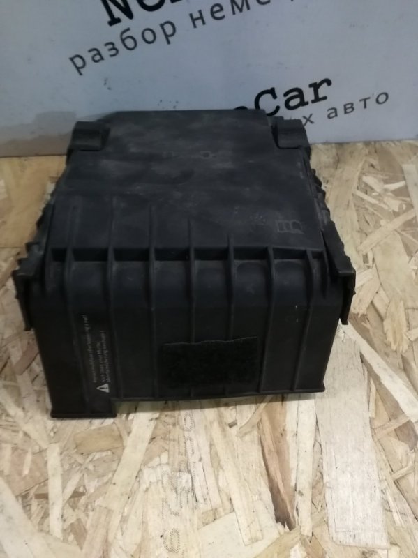 Крышка блока предохранителей Volkswagen Tiguan 2010 5N1