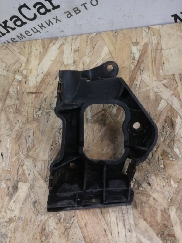 Кронштейн порога AUDI A6 C5 1998 C5