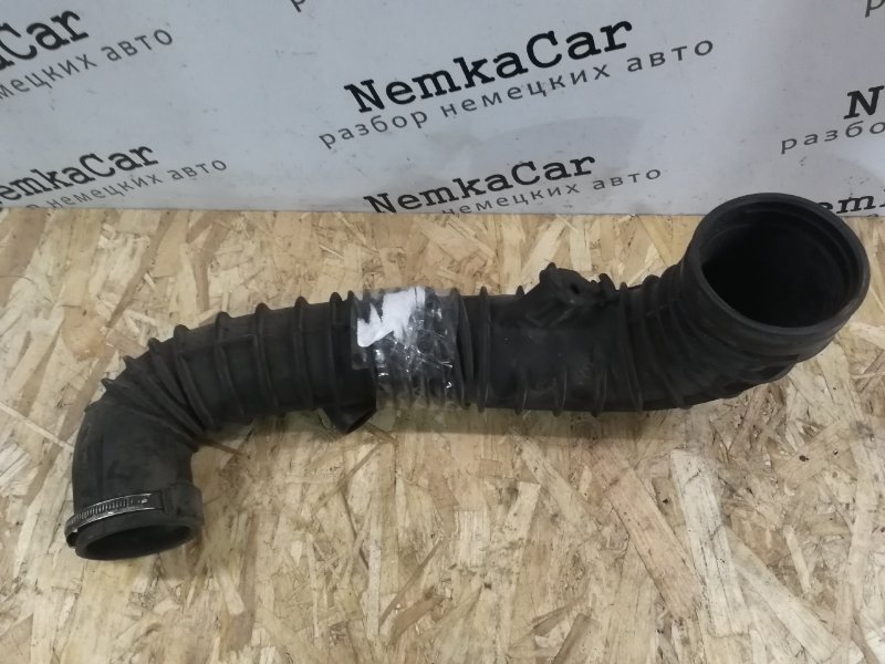 Патрубок воздушного фильтра Mercedes Vito 2007 639