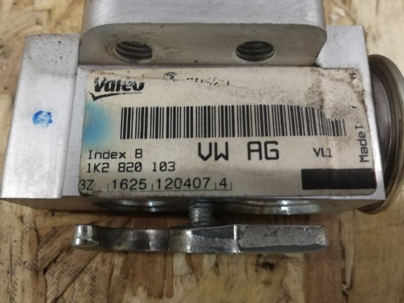 Клапан кондиционера Volkswagen Passat B6 2007 Седан