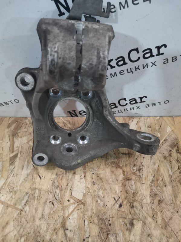 Кулак поворотный Volkswagen Passat B6 2007 Седан