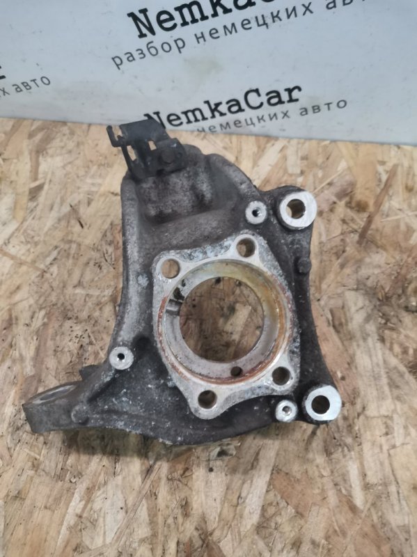 Кулак поворотный Volkswagen Passat B6 2007 Седан