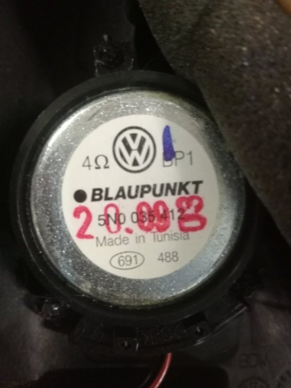 Динамик Volkswagen Tiguan 2010 5N1