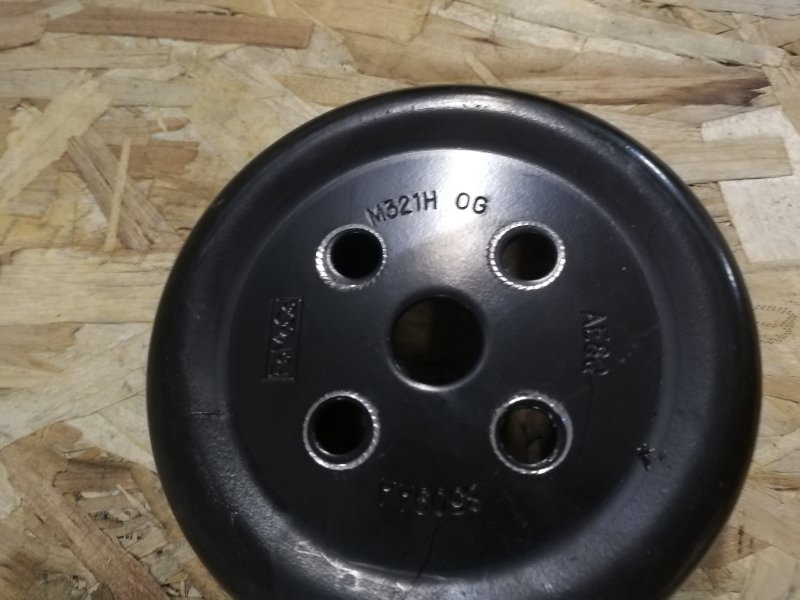 Шкив помпы FORD FOCUS 2 РЕСТАЙЛИНГ 2010 Хэтчбек
