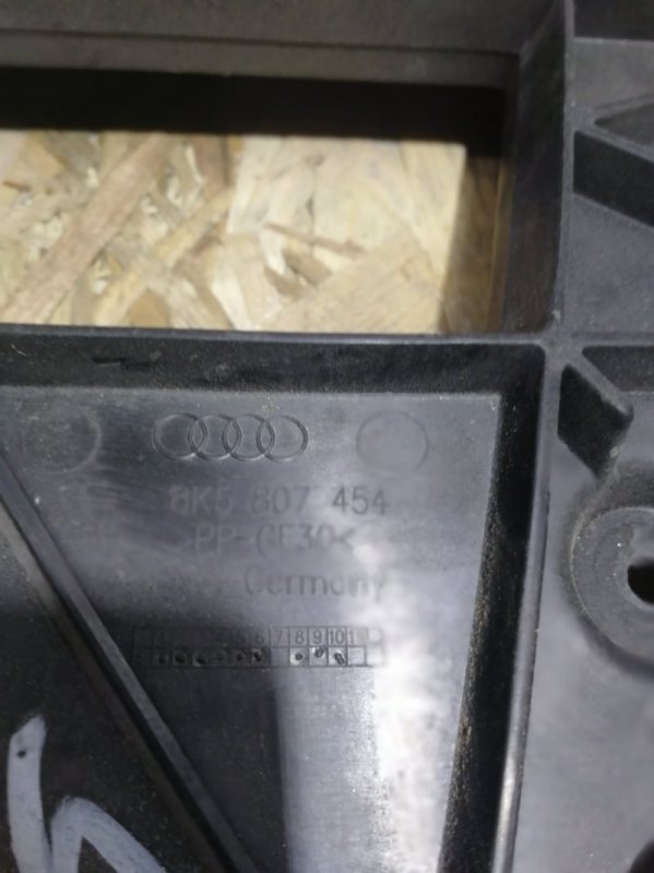 Кронштейн бампера AUDI A4 B8 2010 B8 Седан