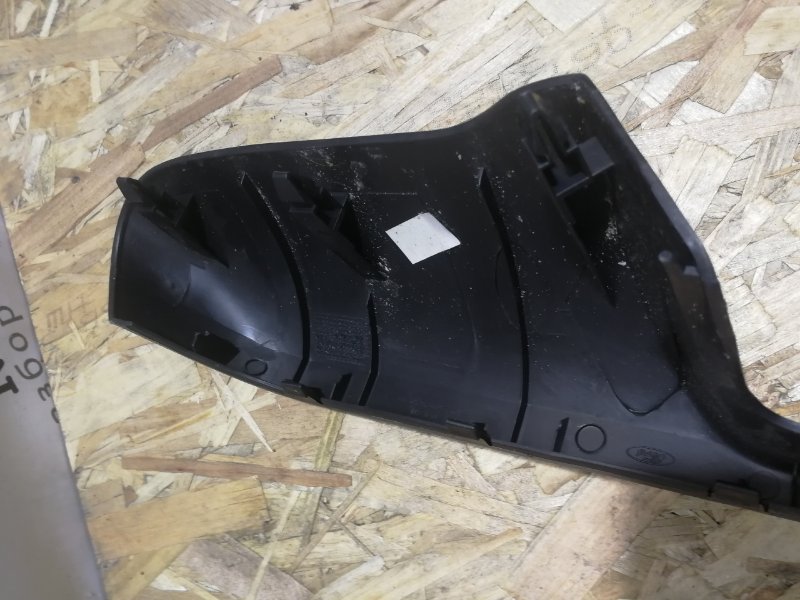 Накладка обшивки двери FORD FOCUS 2 РЕСТАЙЛИНГ 2010 Хэтчбек