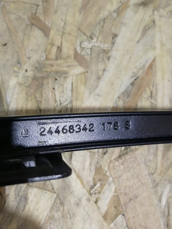 Направляющая стекла OPEL ASTRA H 2008 Хэтчбек
