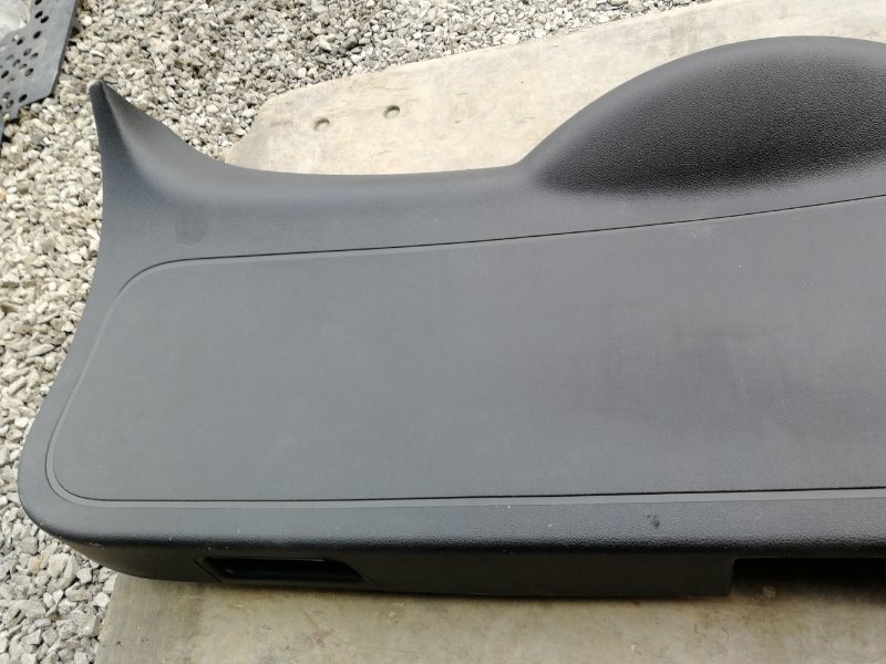Обшивка двери багажника FORD FOCUS 2 РЕСТАЙЛИНГ 2010 Хэтчбек