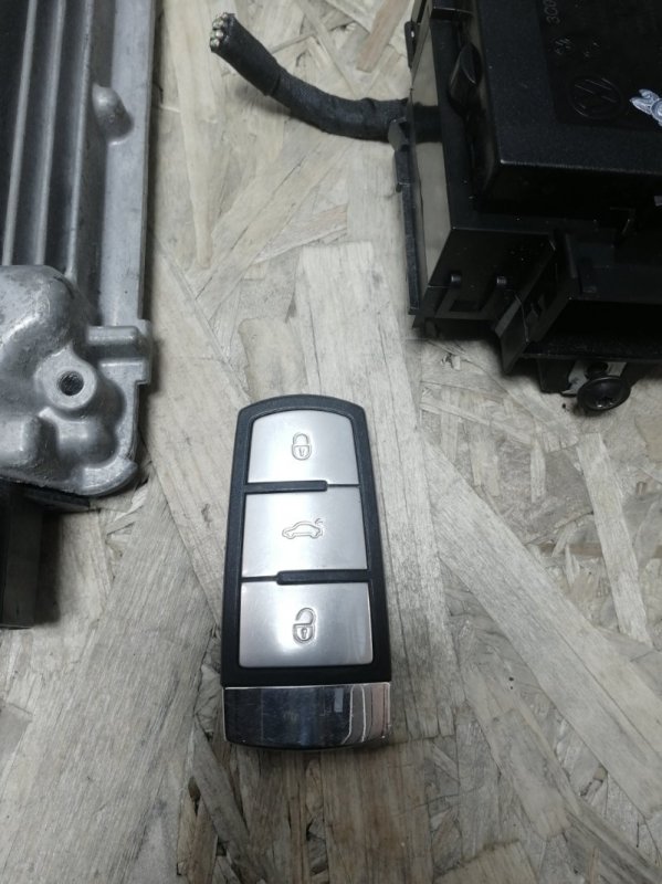 Блок управления двигателем Volkswagen Passat B6 2007 Седан