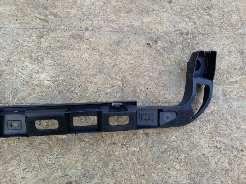 Кронштейн бампера Volkswagen Passat B6 2006 Седан