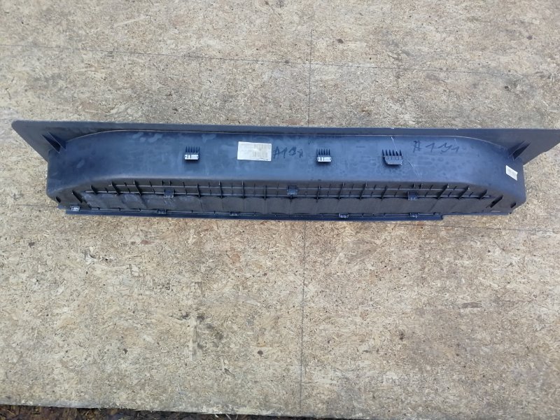 Накладка порога сдвижной двери Mercedes Vito 2008 639