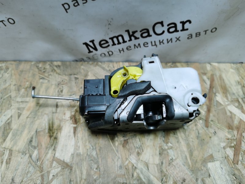 Замок двери OPEL ASTRA-J 2010 Хэтчбек