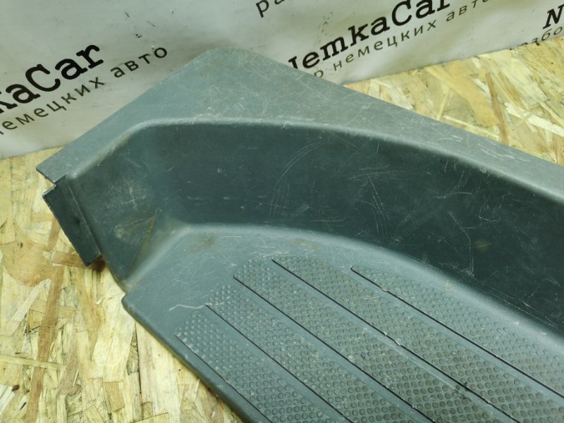 Накладка порога сдвижной двери Mercedes Vito 2008 639