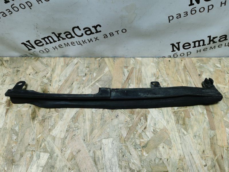 Кронштейн лючка топливного бака Mercedes Vito 2008 639