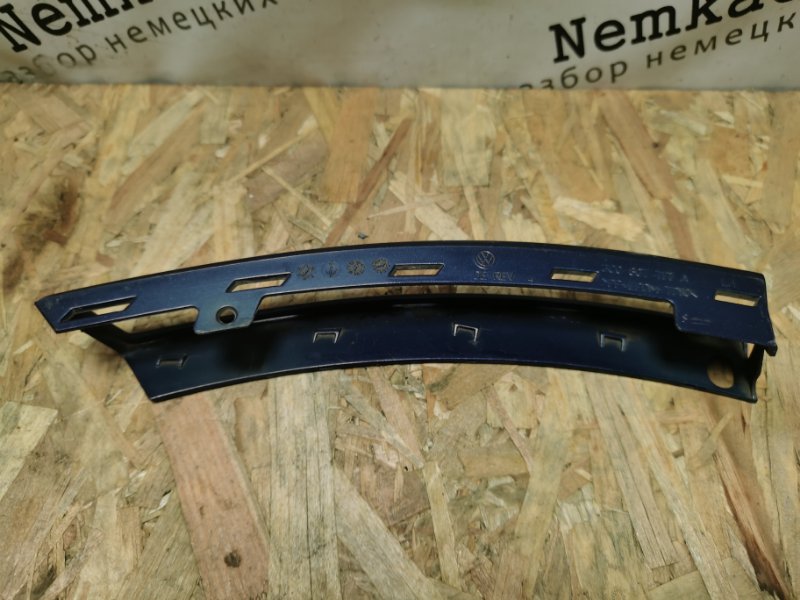 Накладка бампера Volkswagen Passat B6 2006 Седан