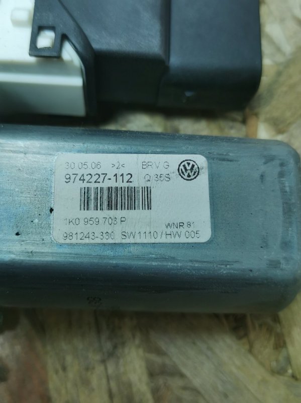 Мотор стеклоподъемника Volkswagen Passat B6 2006 Седан